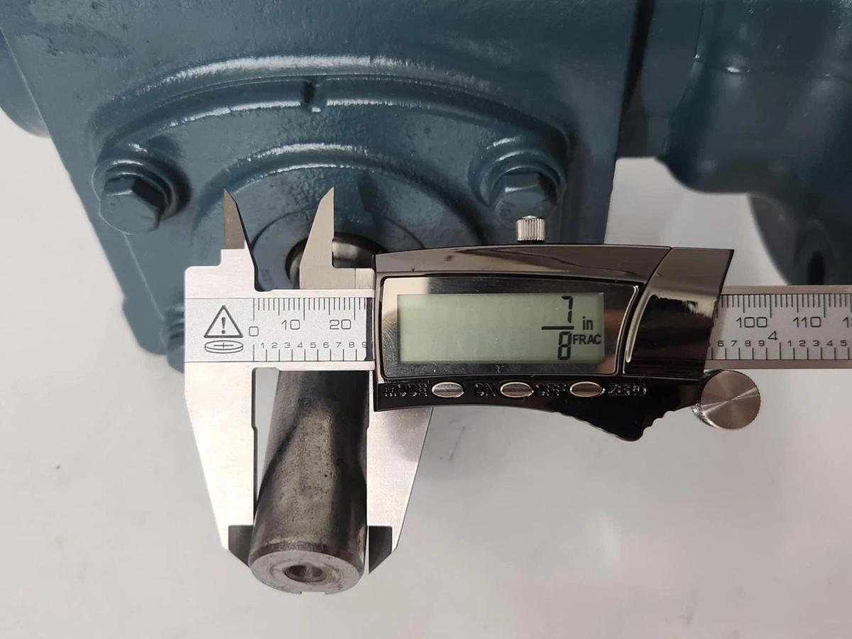 Refurbished Dodge 176Q10L56 Tigear-2 Right Angle Gear Reducer 10:1 56C  Left gearbox