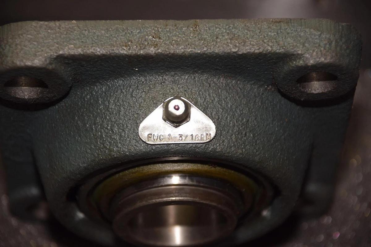 BCA FWG 1-3/16RM 1-3/16" BALL BEARING FLANGE UNIT NEW