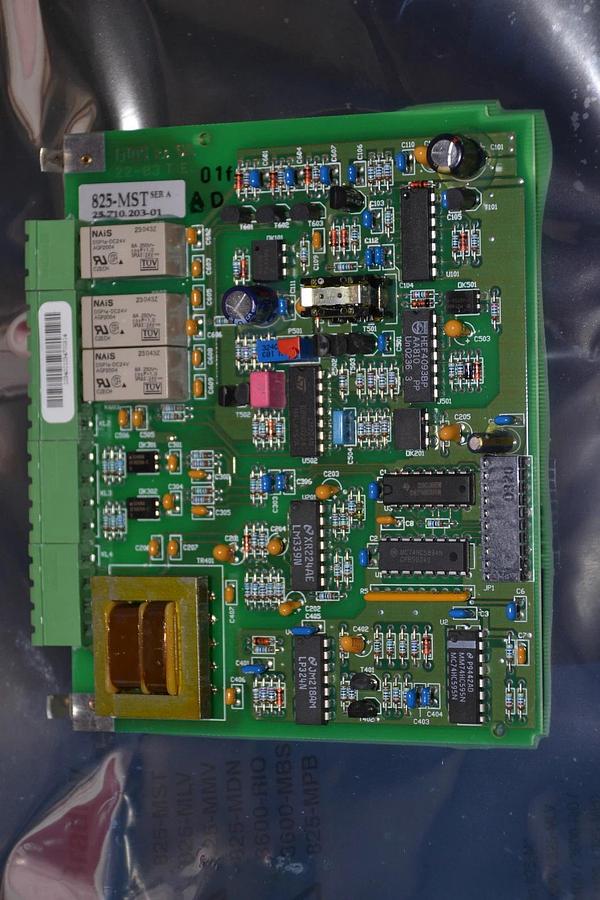 Allen Bradley AB Standard Card 825-MST Ser. A 825MST 825 MST 25.710.203-01 NIB