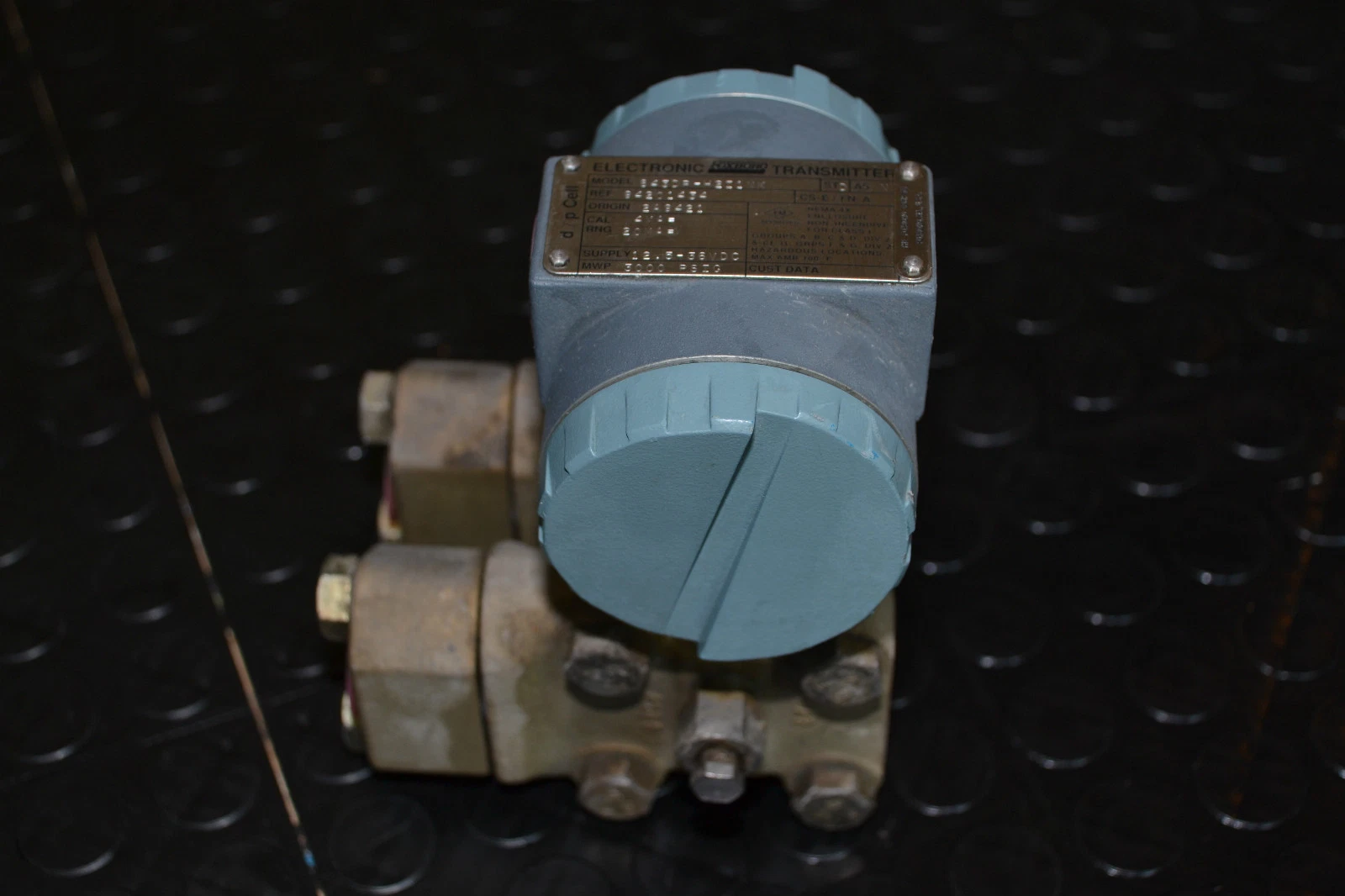 FOXBORO PRESSURE TRANSMITTER 843DP-H2T1NK 843DPB H2T1NK 843DPH2T1NK NEW