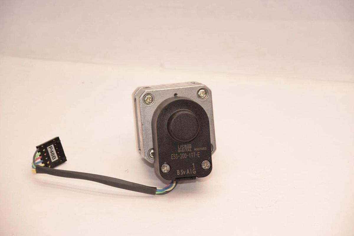 Used VEXTA Oriental 2 phase Stepping Motor C9879-9012E 6V w/ E5S-200-197-E