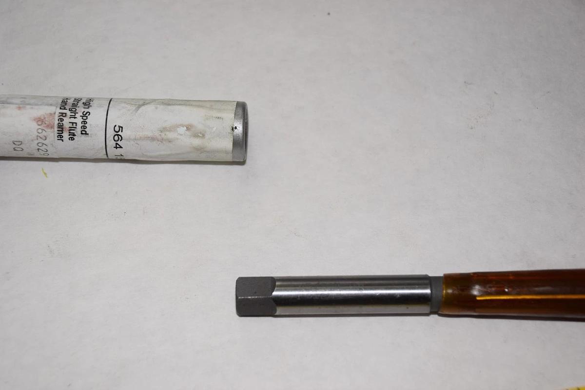 POLAND 564 15/32" HIGH SPEED STRAIGHT FLUTE HAND REAMER NEW