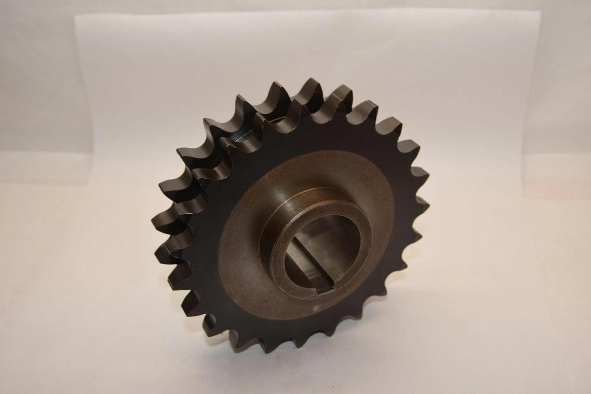 (NEW) MARTIN D80B23 23 Teeth 2-1/4" Bore Double Row Sprocket