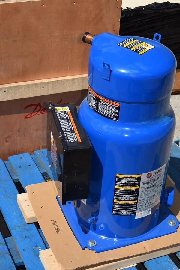 Trane Danfoss eFlex Variable Speed Scroll Compressor COM10878 380-480v NEW