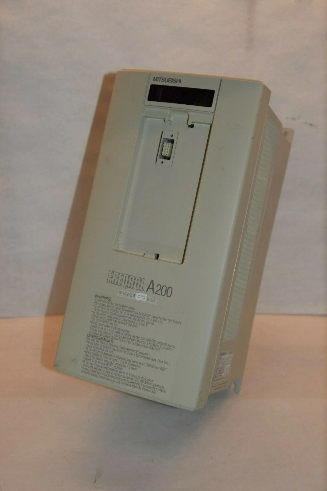 Used MITSUBISHI FR-A220-2.2K-TF2 FRA2202.2KTF2 FERQROL-A200 INVERTER AC VS DRIVE