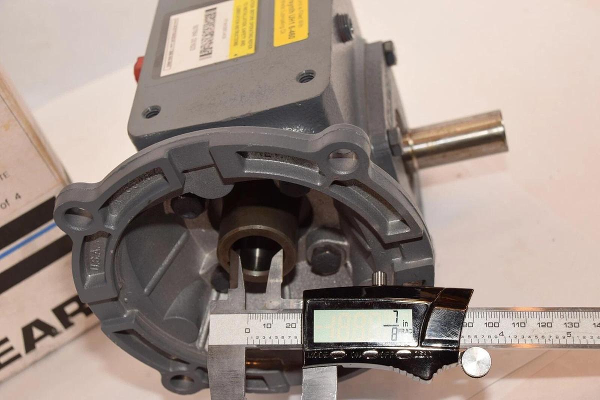 BOSTON GEAR Gear Box Speed Reducer F718-10Z-B7-J-ACS F71810ZB7JACS Ratio: 10