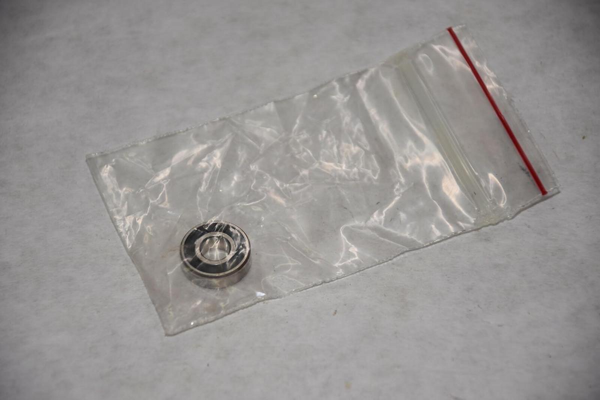 SNR R4EE 1/4" x 5/8" x .196 BALL BEARING NEW