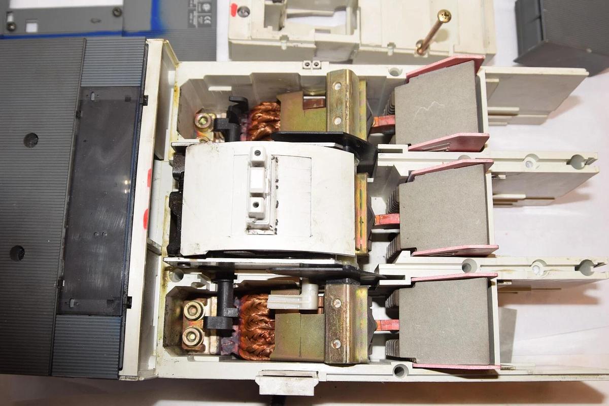 Used ABB SACE S7 S7H-D S7HD 3P 1200A 1200 Amp 600V Circuit Breaker