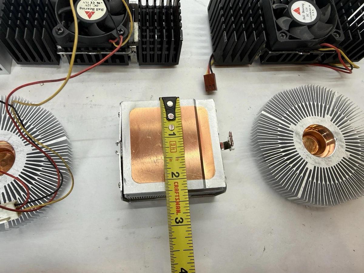 Used Large lot of small Aluminum/ copper Heat Sinks, Heat sink lot as seen