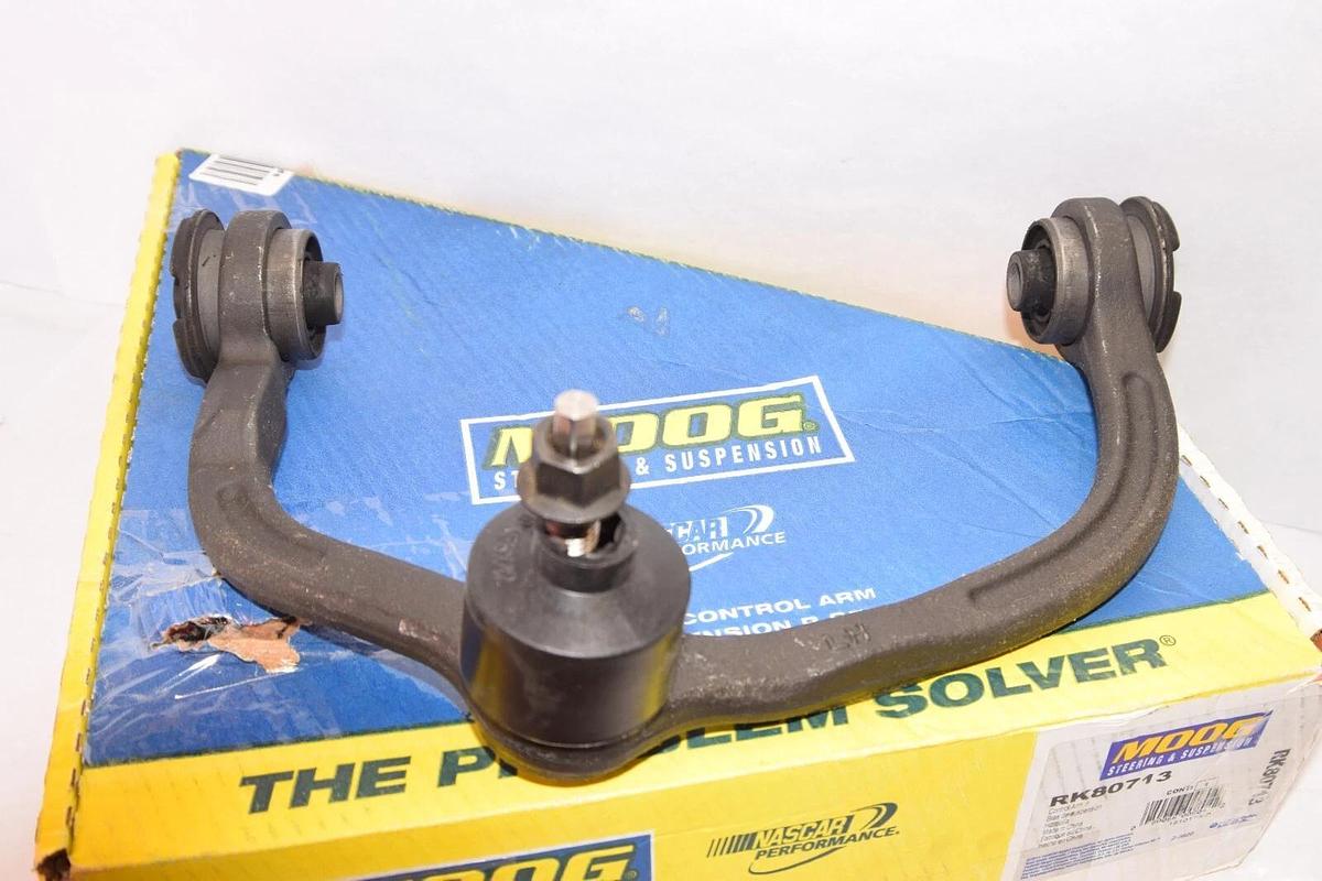 (NEW) MOOG RK80713 Front Upper Control Arm & Ball Joint For 03 Ford Expedition