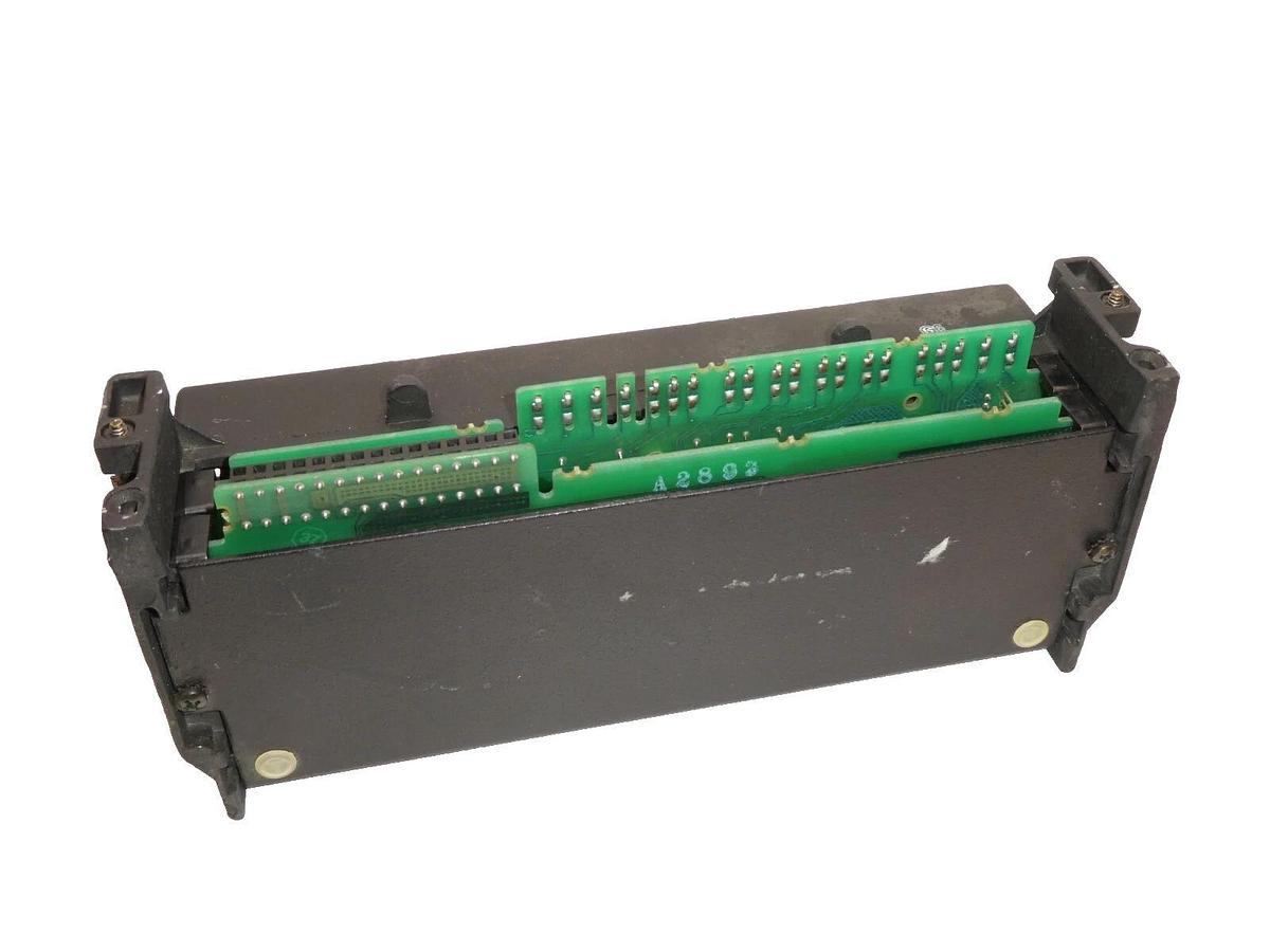 Used GE FANUC IC660EBA100D Electronic Module For I/O Block *Missing back cover*