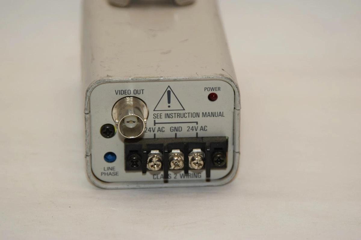 Used SANYO VCB-3424 VCB3424 B/W CCD 24V 60Hz 2.3W Security Camera