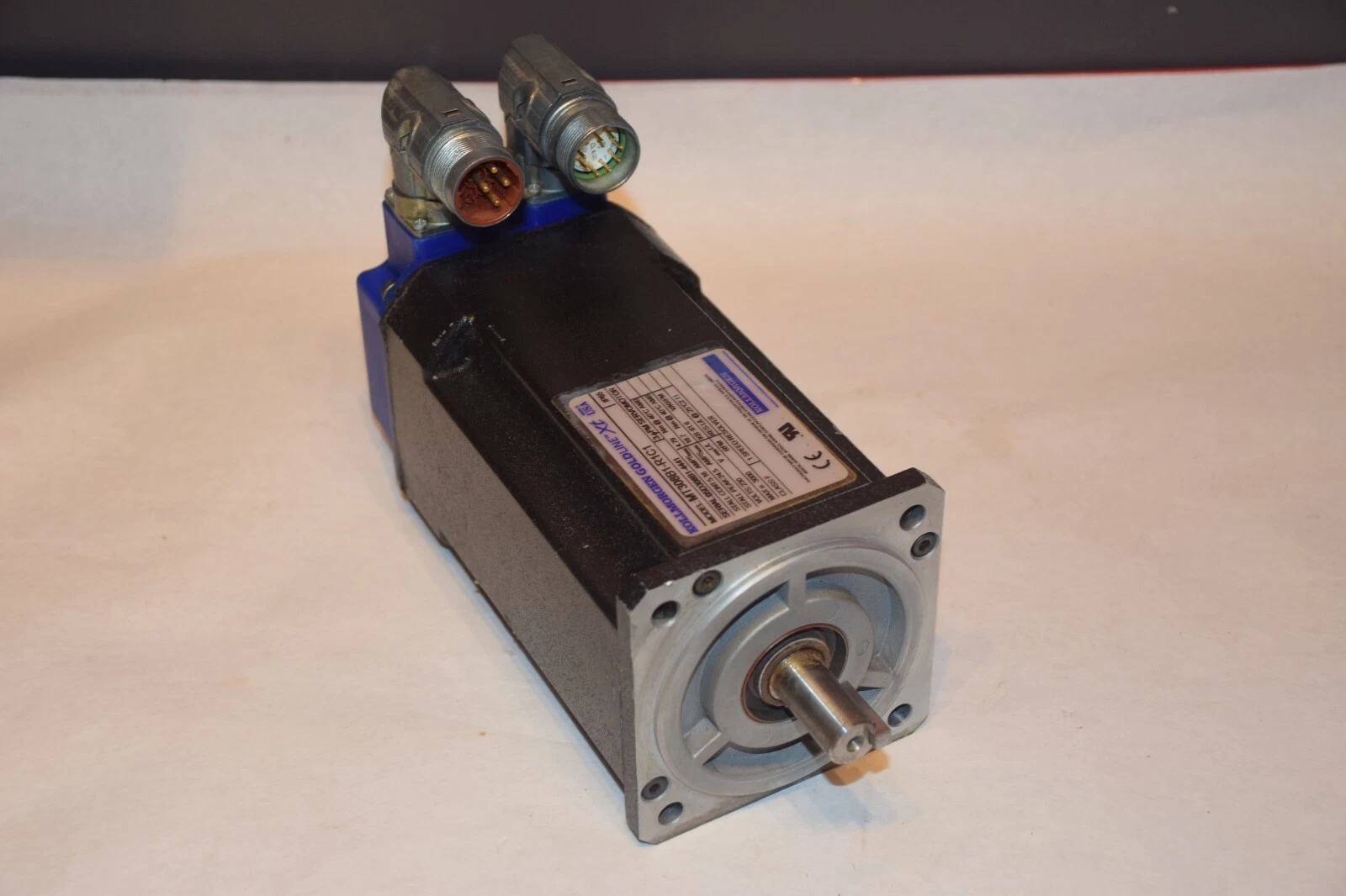 Used Kollmorgen Goldline XT Servo Motor PM MT308B1-R1C1 230v 3000rpm 3ph