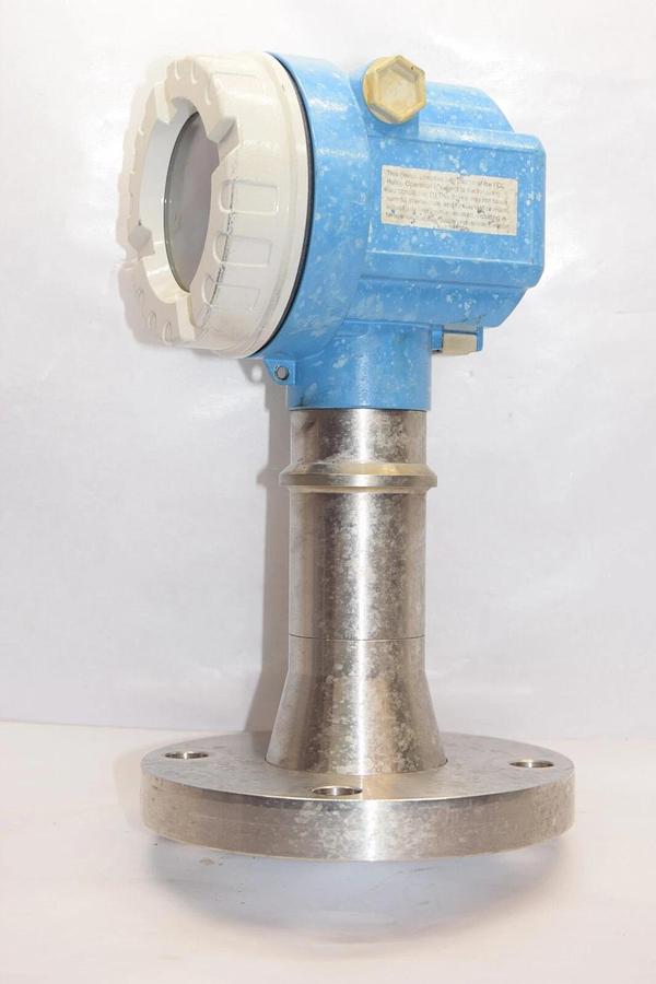 Used ENDRESS + HAUSER MicroPilot M FMR245 FMR245-A4ALKAA4A FMR245A4ALKAA4A 230psi