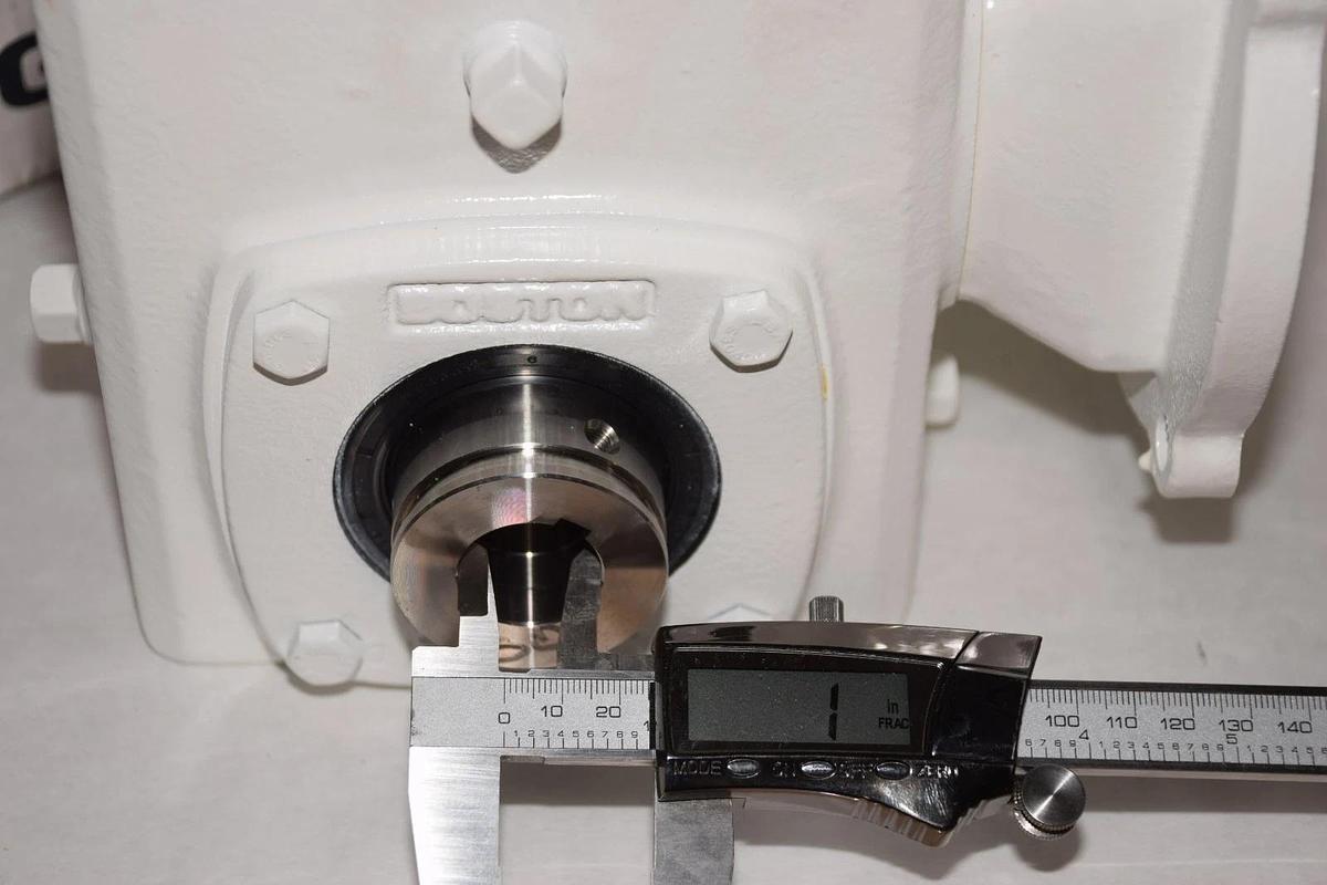 BOSTON GEAR Gear Box Speed Reducer BKCHF721-30KZT-B5-HS3-P16 NEW