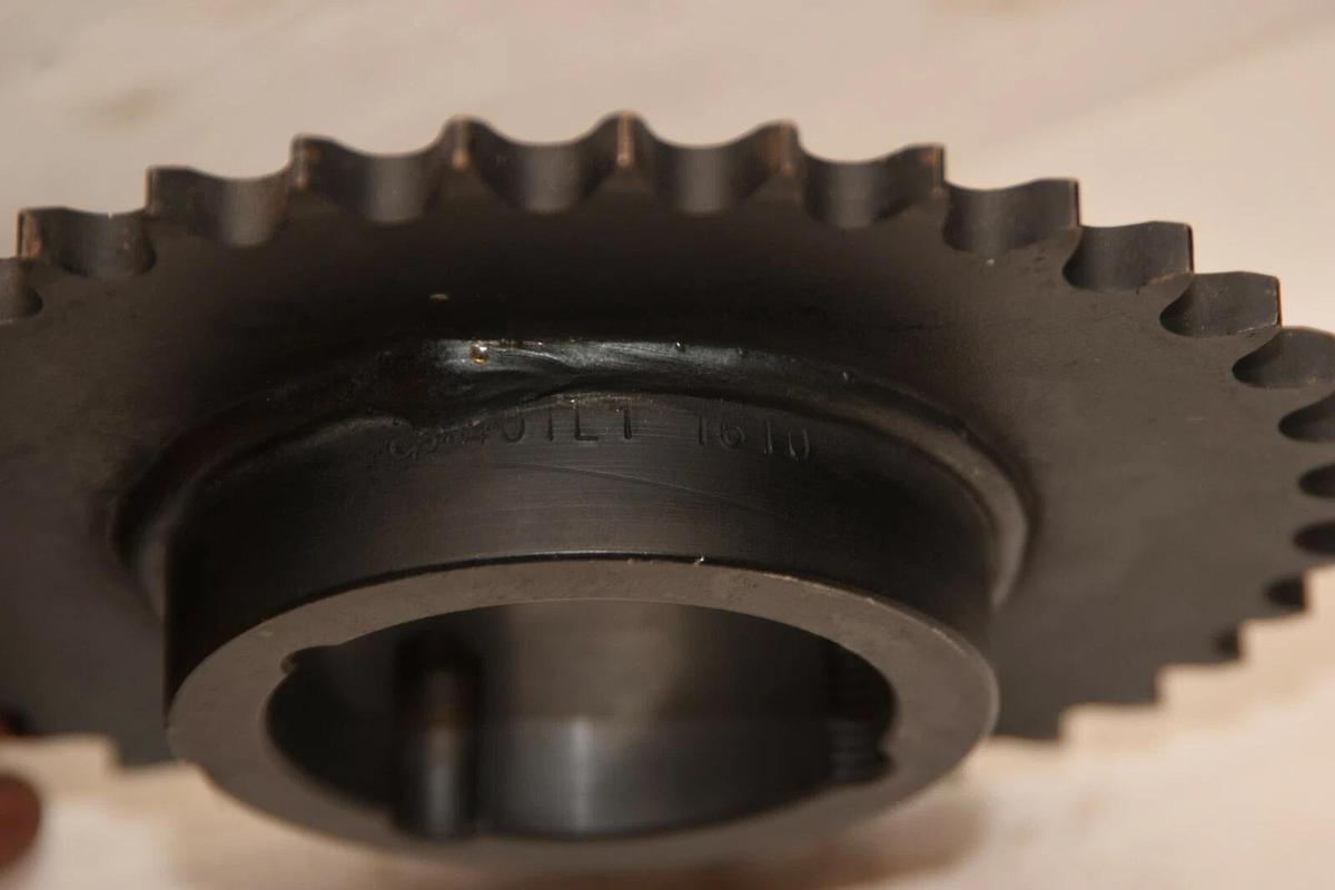 401L1 1610 40 35 4035 35 Teeth 1610 Bushing Sprocket (NEW)