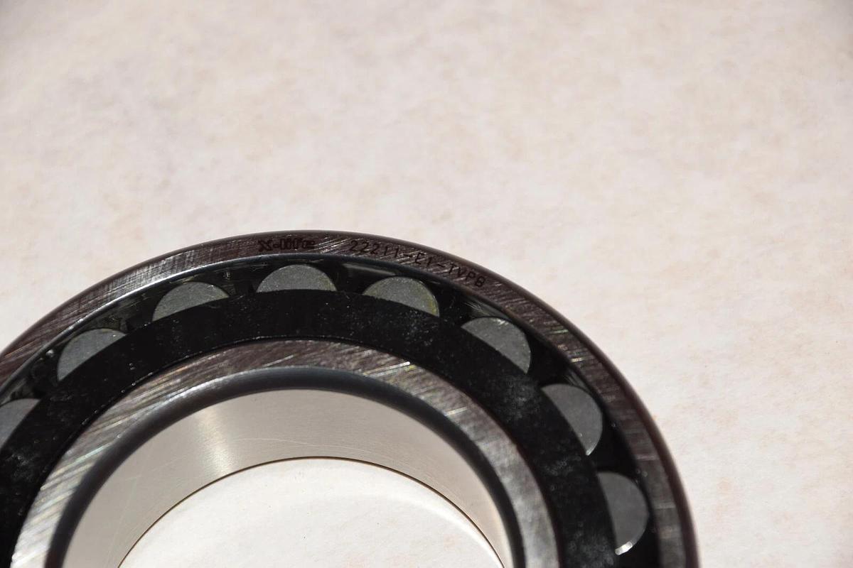 NEW FAG 22211-E1-TVPB K163-140525-0200 SPHERICAL ROLLER BEARING