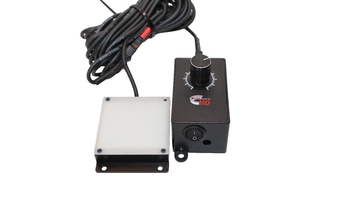Used Chain DA Co. CHD-1CH-MA300 Manual Control Station with CHD-BL4845R Back-Light