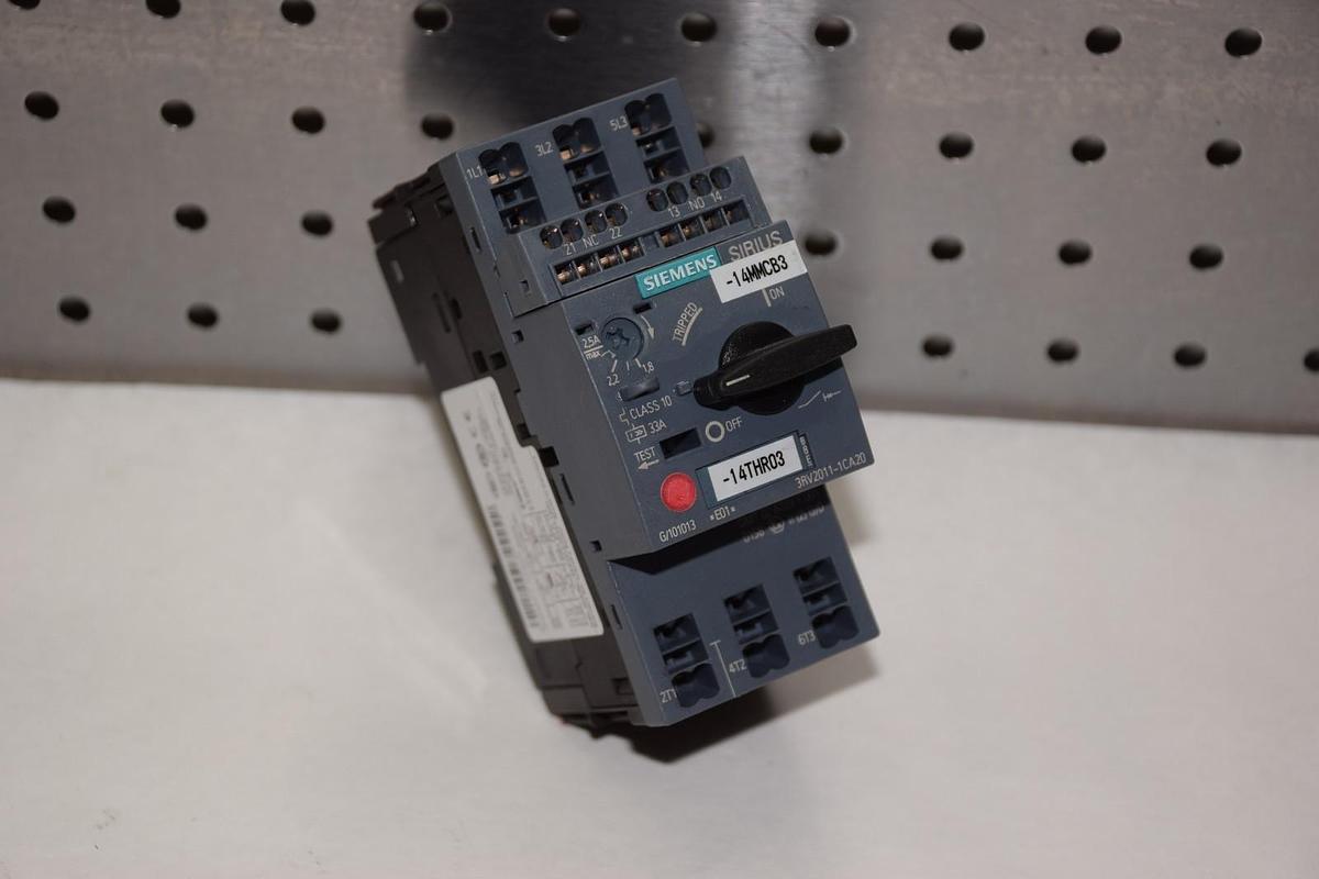 Used SIEMENS 3RV2011-1CA20 1,8-2,5A MOTOR PROTECTION CIRCUIT BREAKER