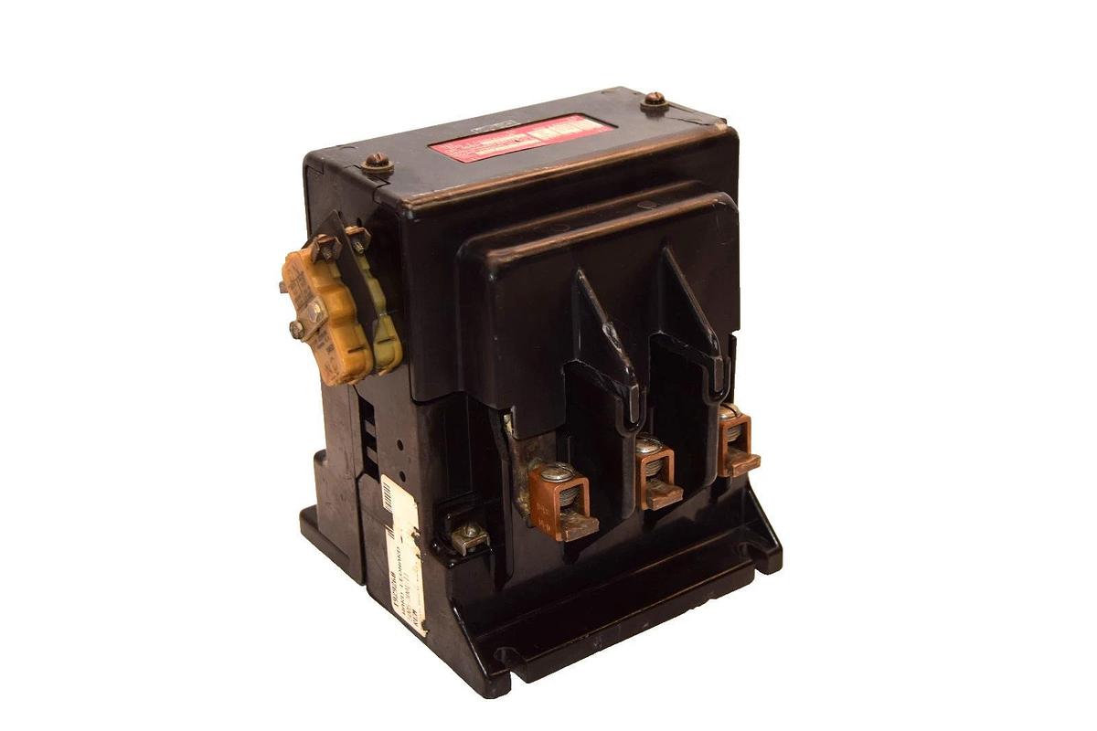 Used Ward Leonard Electric 5003-3001-11 , 5003300111 Size 3 110/120V Coil Contactor