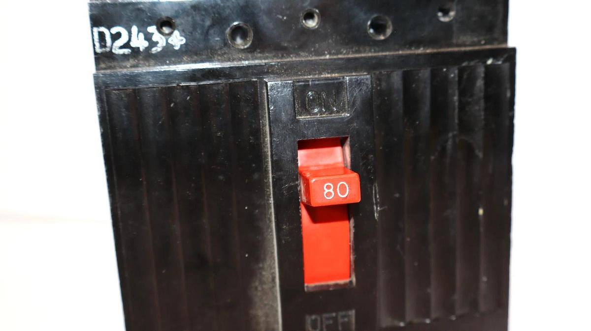 Used GE Molded Case Circuit Breaker THED136080 80A 80 Amp 3P 600Vac *READ*