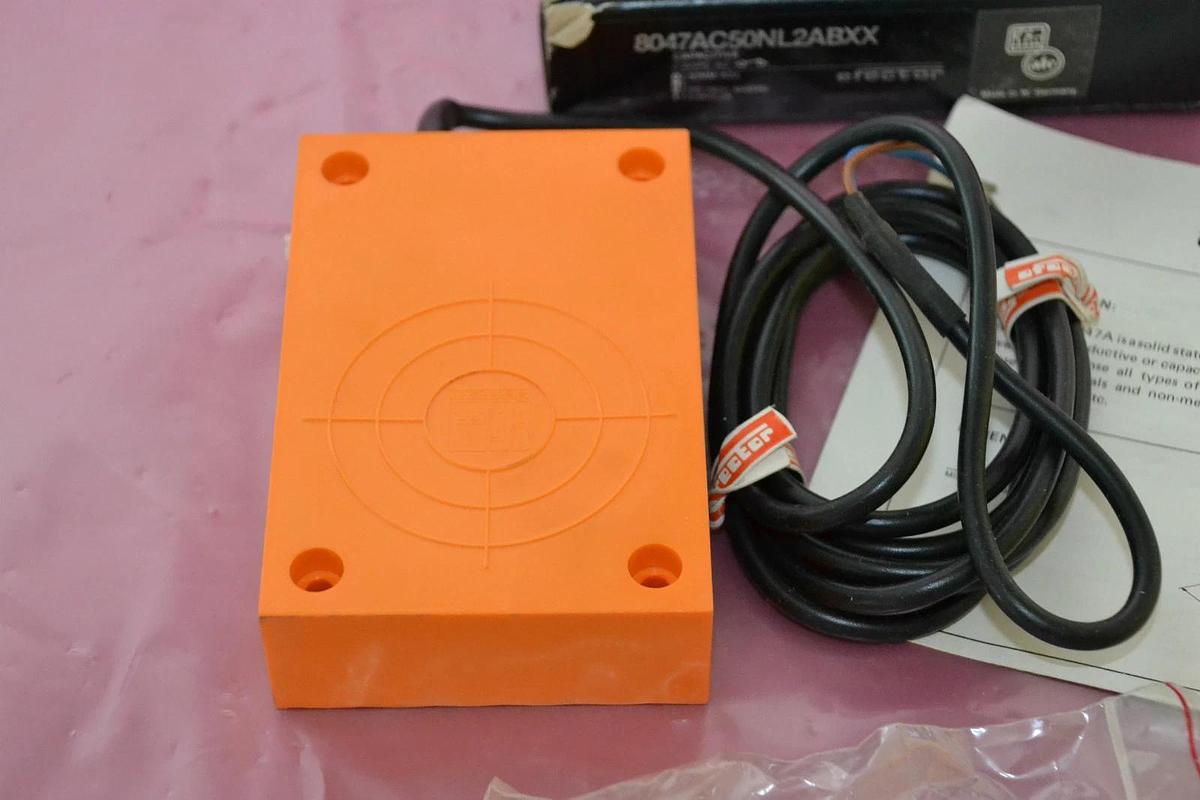 AC PROXIMITY SENSOR IFM EFECTOR 8047AC50NL2ABXX 2-WIRE 8047A 100-250V NEW
