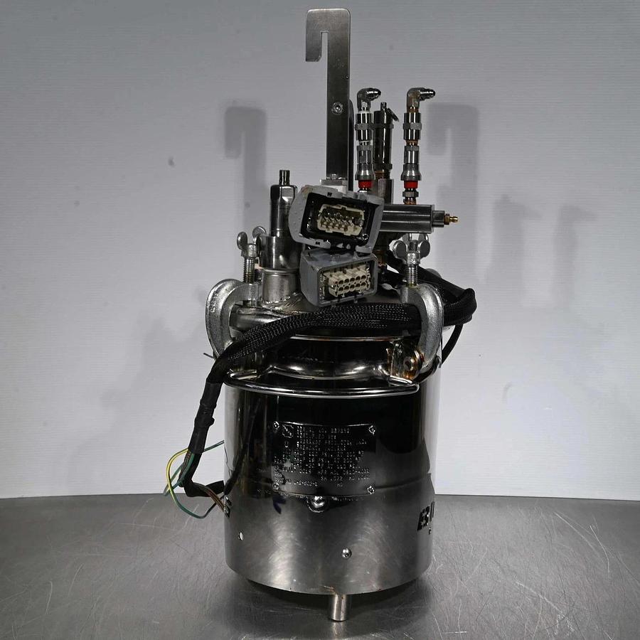 Used Binks 0910-4031 SS 2.8 Gal Steel Pressure Tank w/ Gast air Agitation