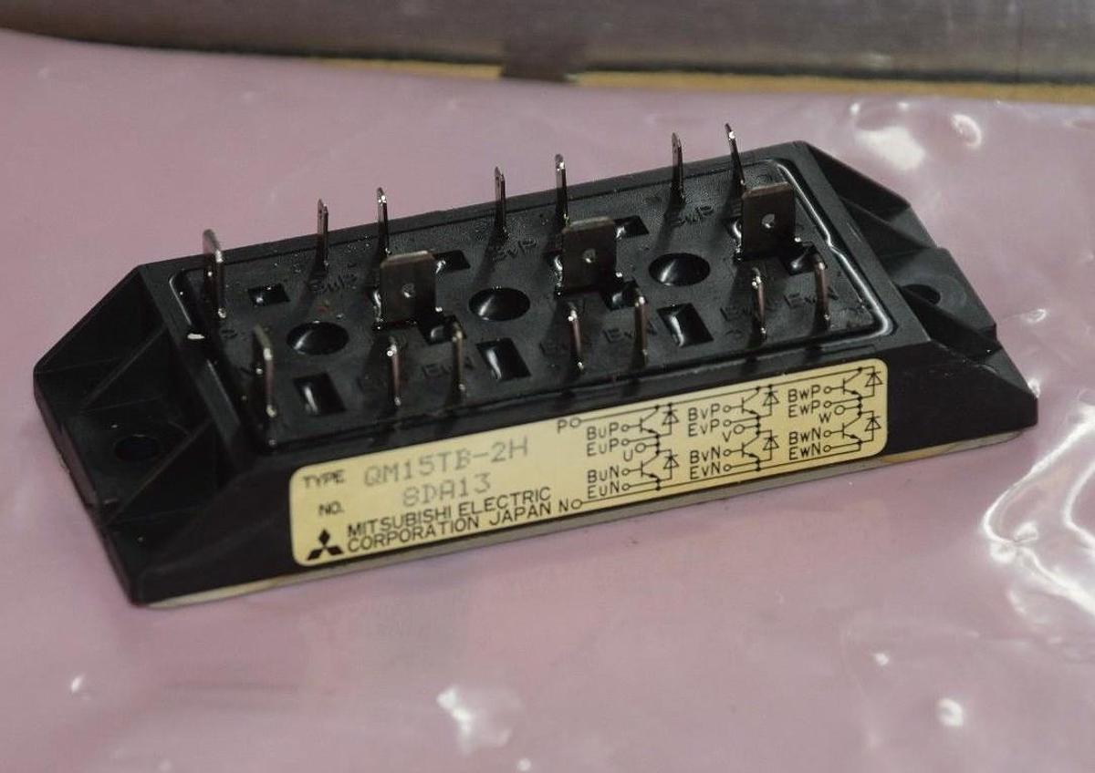 Used MITSUBISHI QM15TB-2H,  IGBT POWER MODULE QM15TB2H