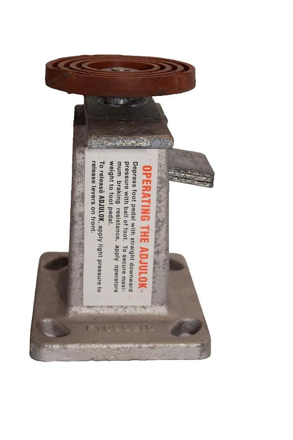 Nutting 216433 , F1090210 AD U-Lok Floor Lock