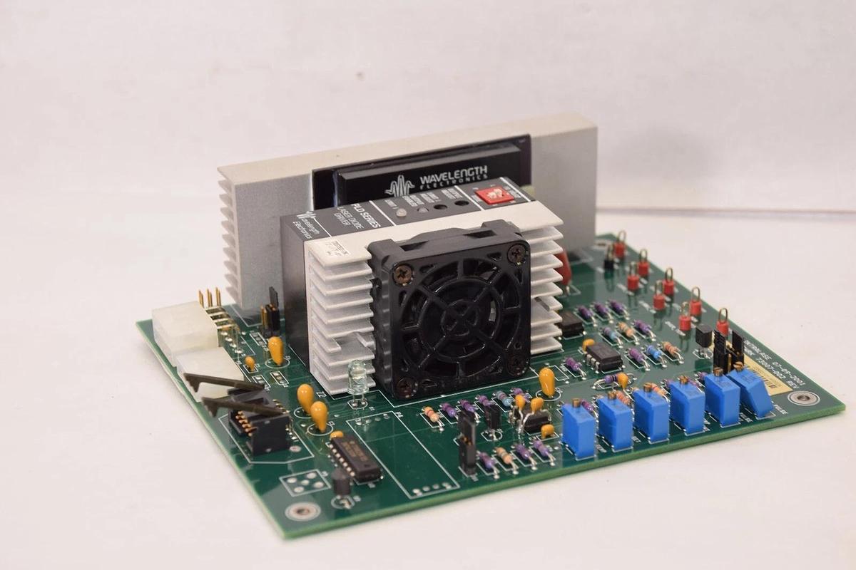 Used INTRALASE 07-09-2001 , 07092001 , 73007-002 REV Control Board