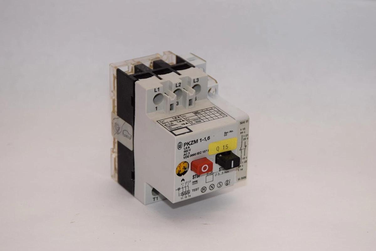 Used (Lot of 2) MOELLER PKZM 1-1,6 1-1,6Amp 660V Manual Starter/Protector