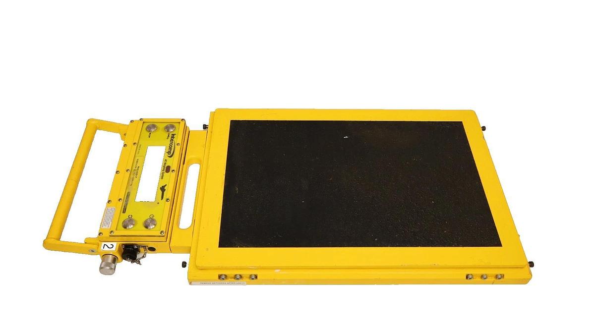 Used Intercomp Low-Profile Aircraft Scale AC40-LP 10,000 X 2lbs 144042 5,000 x 1kg