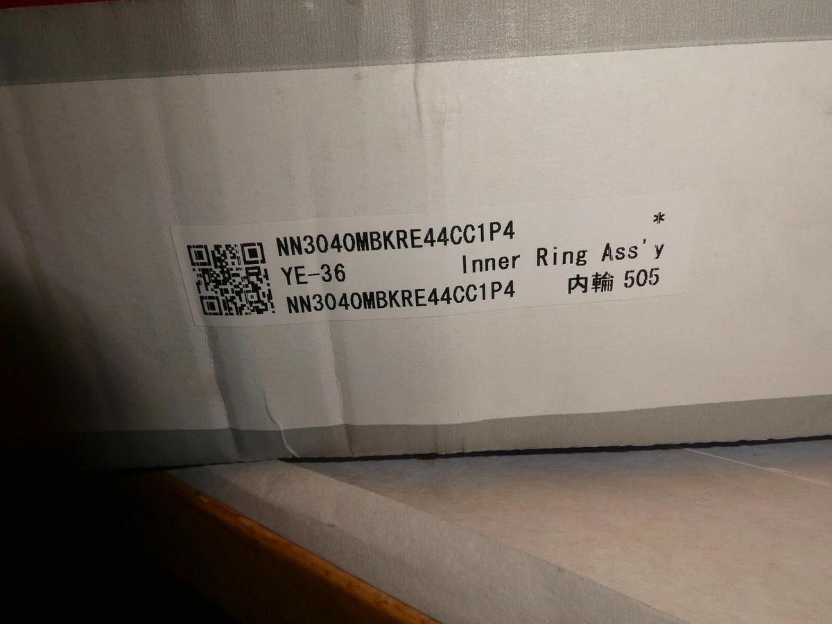 (New) NSK BEARING NN3040KR P4 Race NN3040MBKRE44CC1P4 NN3040MBKRE44CC1P4