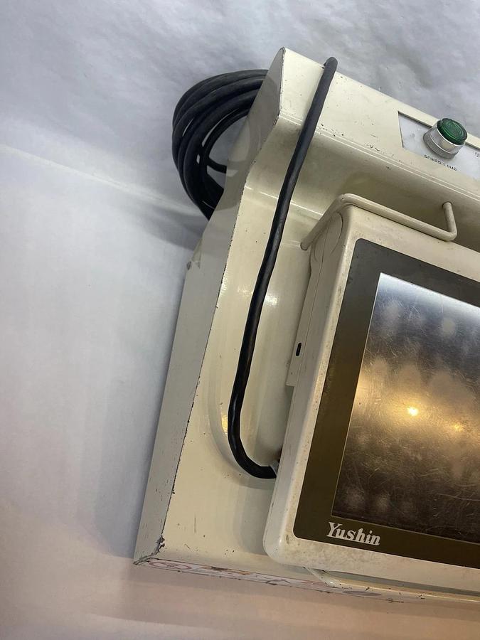 Used Yushin T/W566894 Touchscreen Robotic Teach Pendant F8342392 Computer