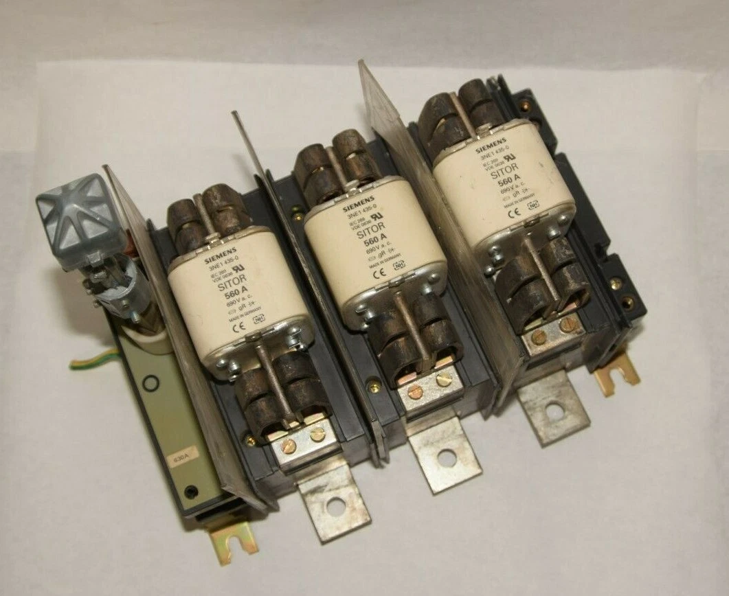 Used SIEMENS 630 Amp Switch Fusible Disconnect with fuse 3KL6130-1AB0 3KL61 30 1AB0