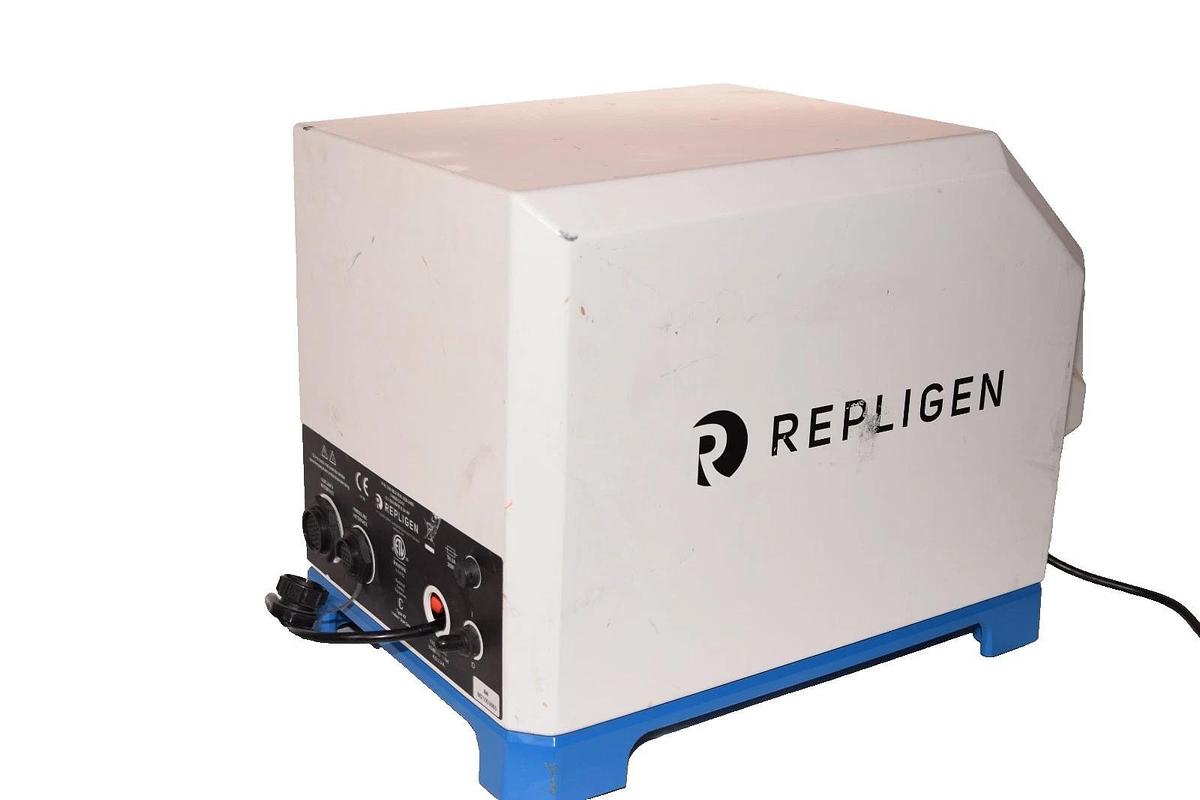 Used Repligen KrosFlo KMPi Flow Filtration System SYM3-U40 3001822 900-2485 115v