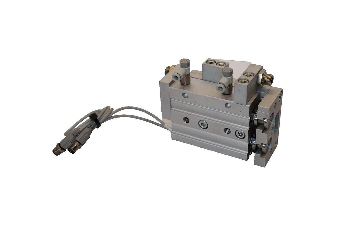 Used SMC Pneumatic Slide Table Cylinder MXS16-20 MXS1620 0.15-0.7MPa