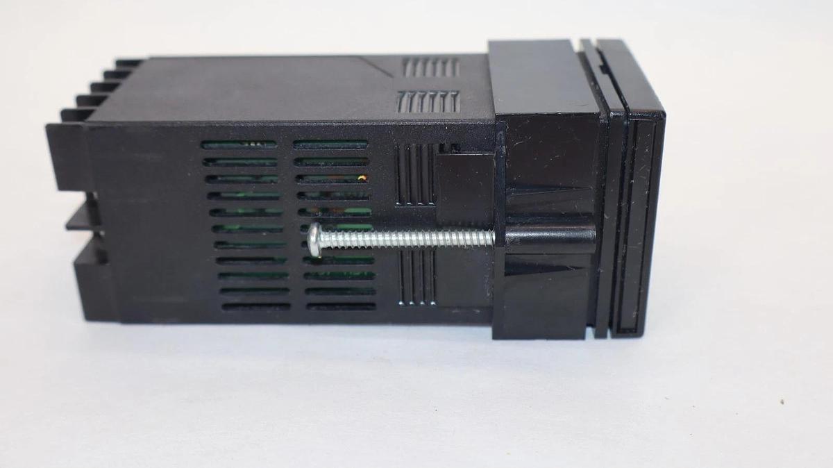 Red Lion C48TD105 C48 Series Timer (New)