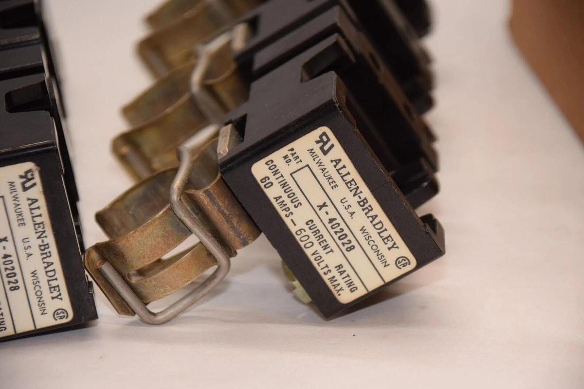 ALLEN BRADLEY 1491-N266 X-402028 Series A 31-60A 600V 3 Pole Fuse Block (NEW)