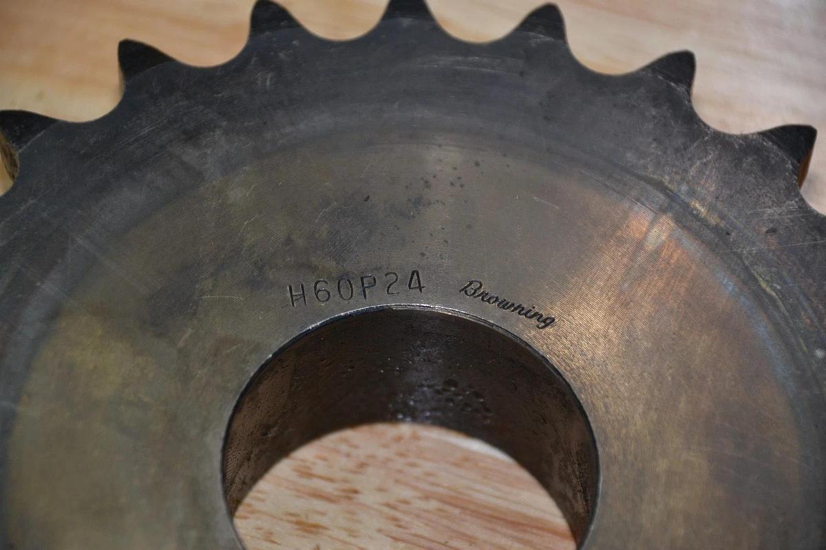 BROWNING H60P24 1.85" BORE 24 TOOTH SPROCKET NEW