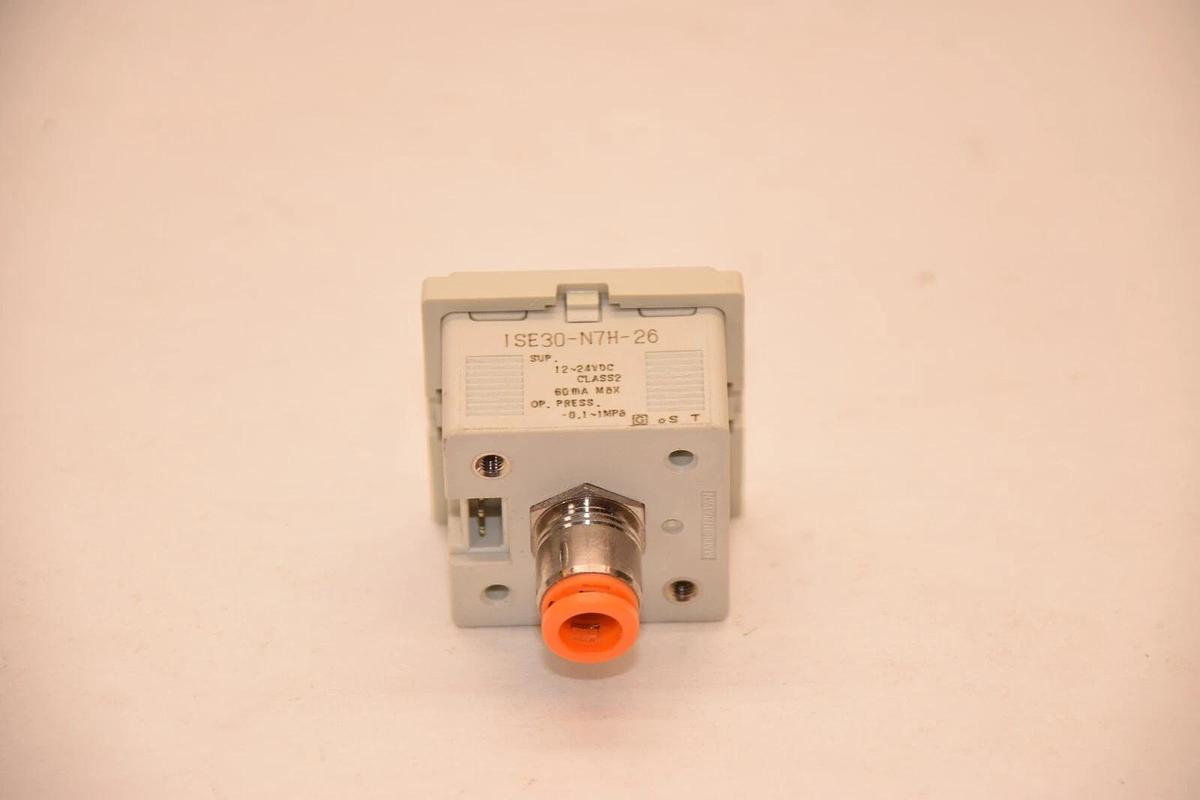 Used SMC ISE30-N7H-26 12-24Vdc Digital Pressure Switch