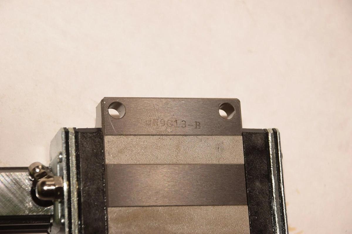 THK HSR20B1KK+150L-II LINEAR GUIDE BEARING BLOCK NEW