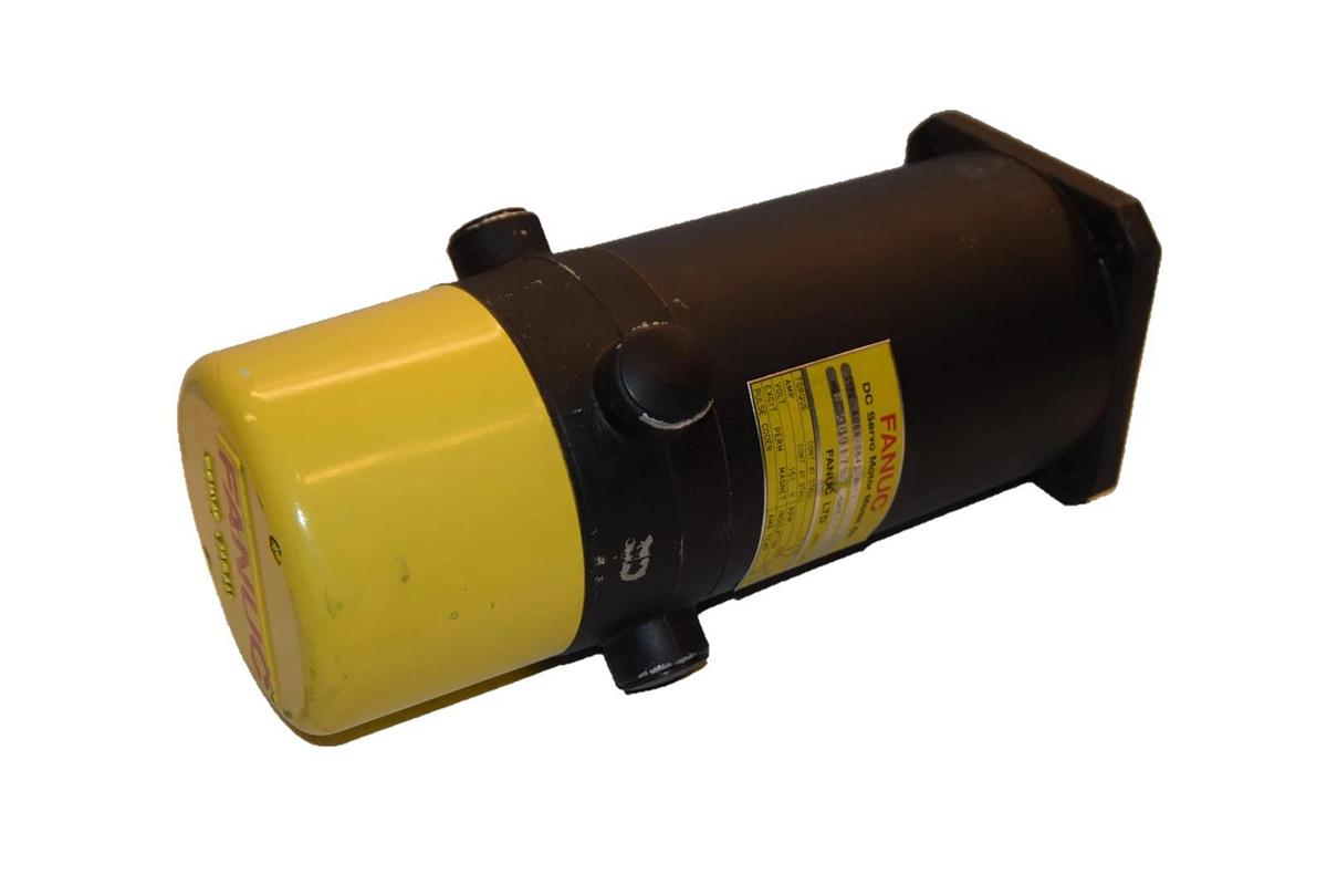 Used FANUC DC Servo Motor 5M A06B-0642-B011  2000N 151V