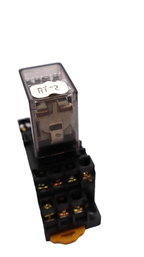 Used POTTER & BRUMFIELD KHAU-17A12-120 , KHAU17A12120 Relay W/ Base 1669W2 5A 250Vac