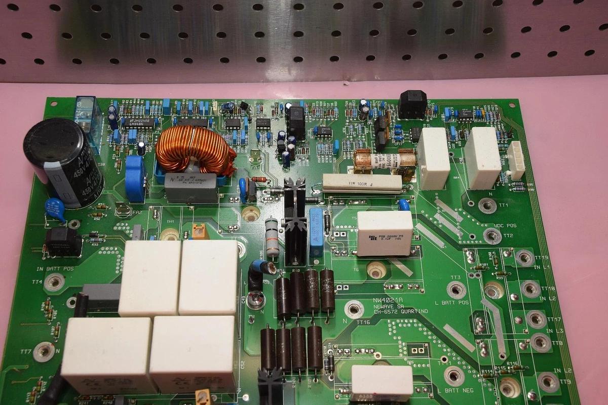 Used NEWAVE SA POWERWARE EXIDE NW4021A NW4021 A  CH-6572 11/03 47/03 BOARD CARD