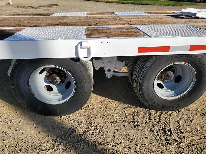 Used 2000 National 10Ton Equipment Trailer