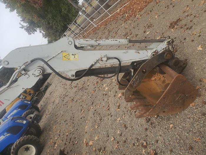 Used 2014 Takeuchi TB228