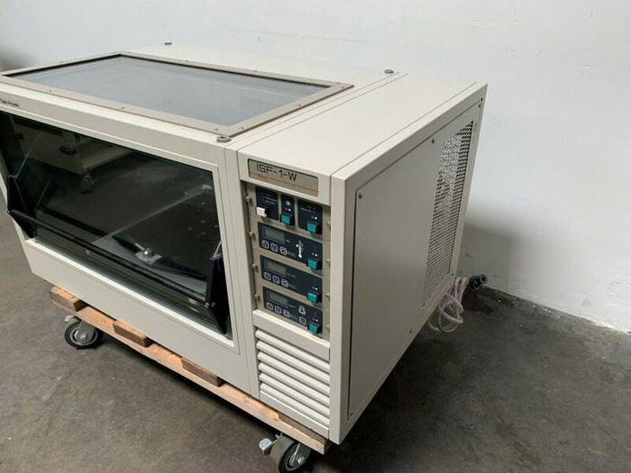 Used Adolf Kuhner ISF-1-W Incubator & Shaker w/ Humidity Temp Range -15°C to 80°C
