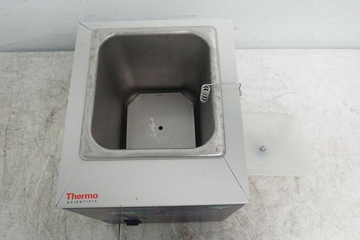 Used Thermo Fisher Scientific Model 2829 2.5L Precision Water Bath 51221046