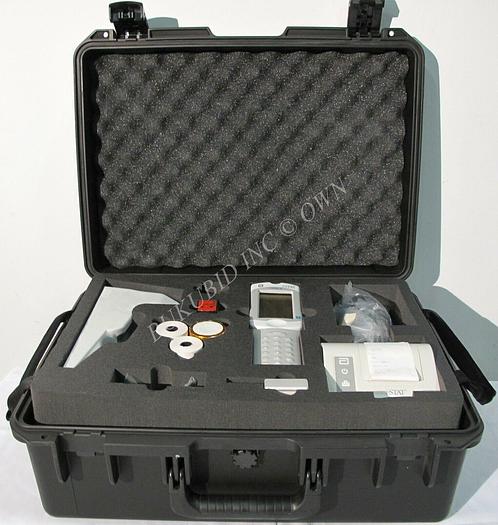 Used Abbott i-STAT 1 300-G Handheld Hematology Analyzer with Low Count of 6